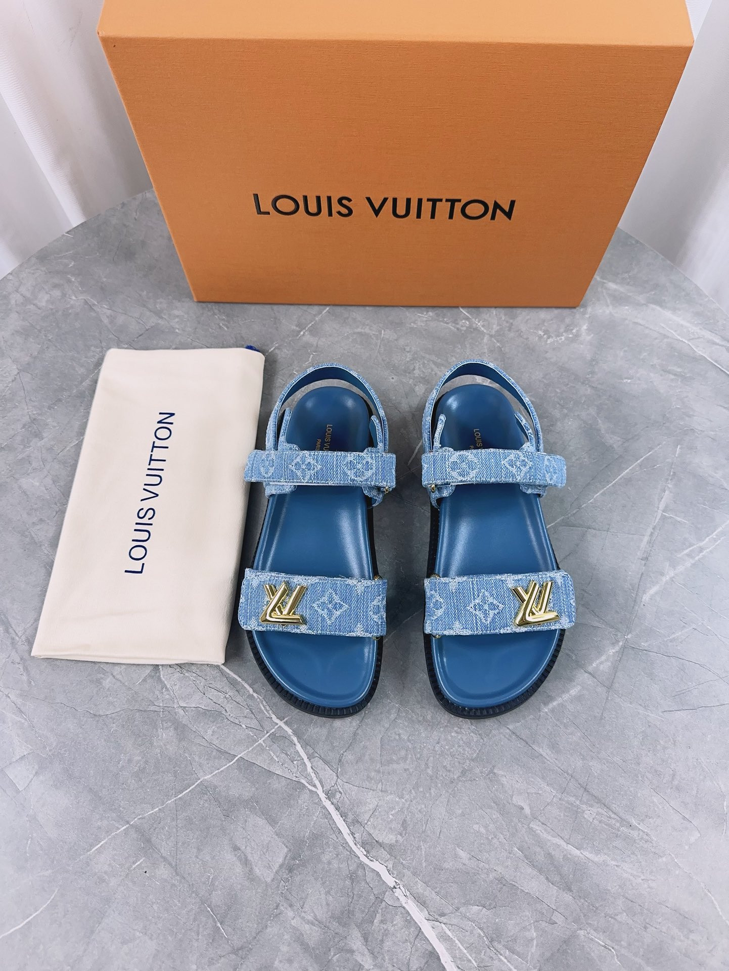 LVT SANDALS