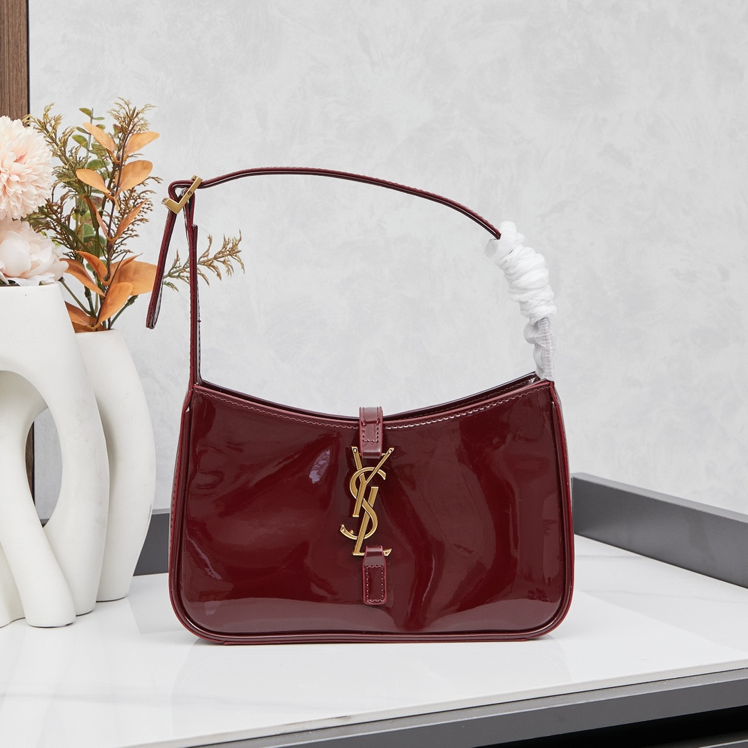 Y51 BAG