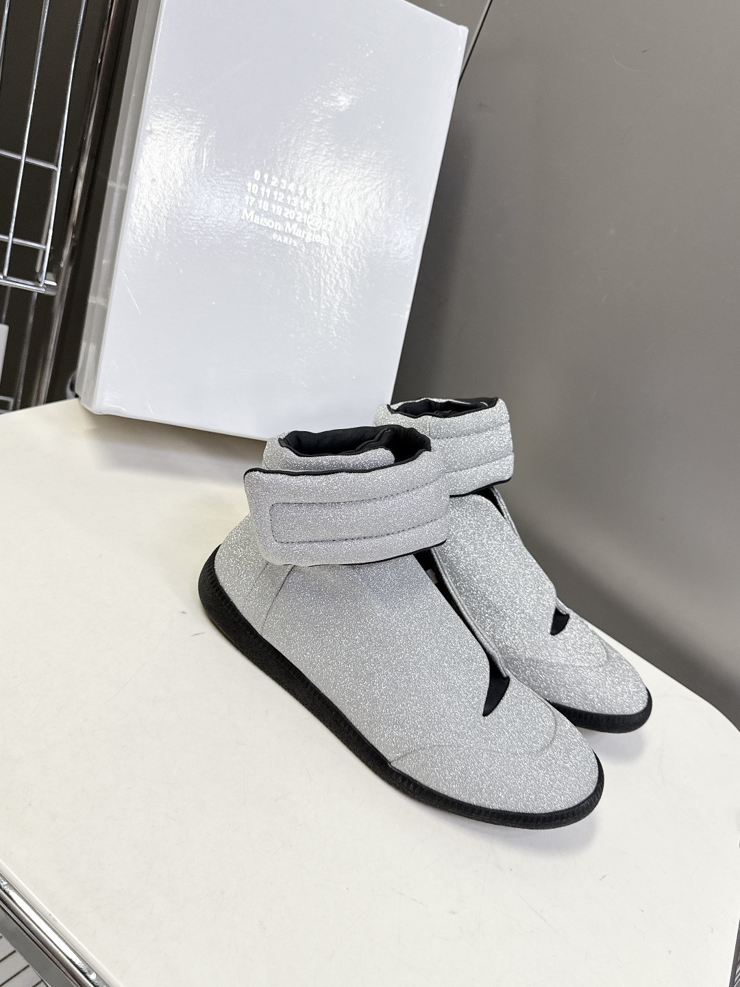 Ma1s0n Marg*e1a SNEAKER