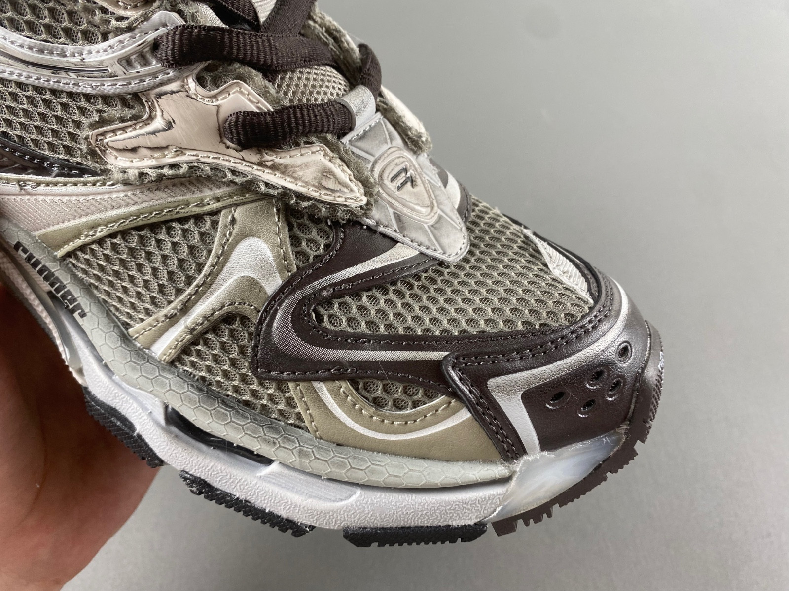 Ba*len*cia*ga runner sneaker