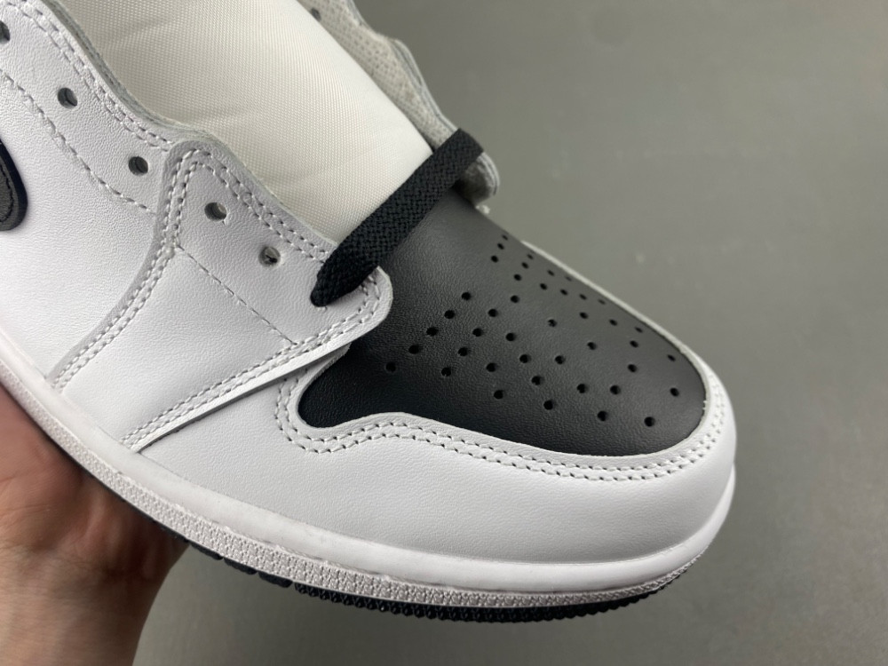 Union Fragment Air Jordan 1 White Black II7282-100
