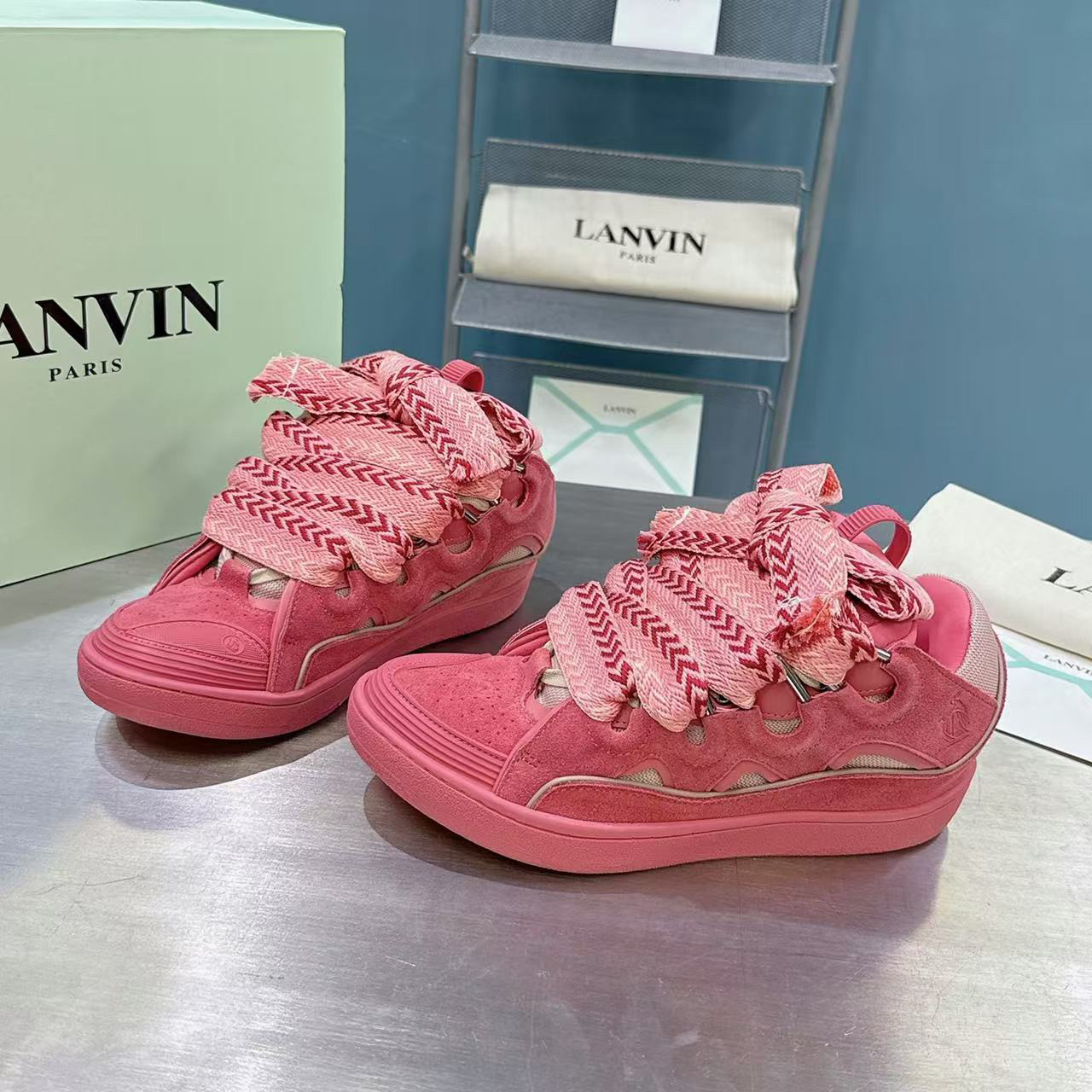 LANVIN CURB SNEAKER