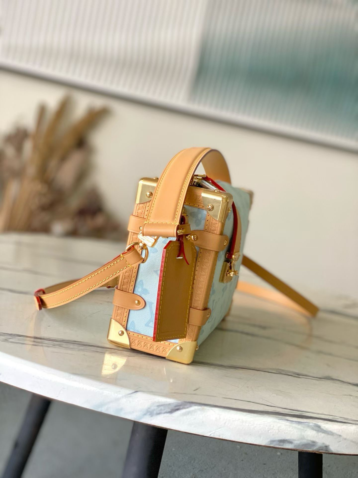 LVT PURSE