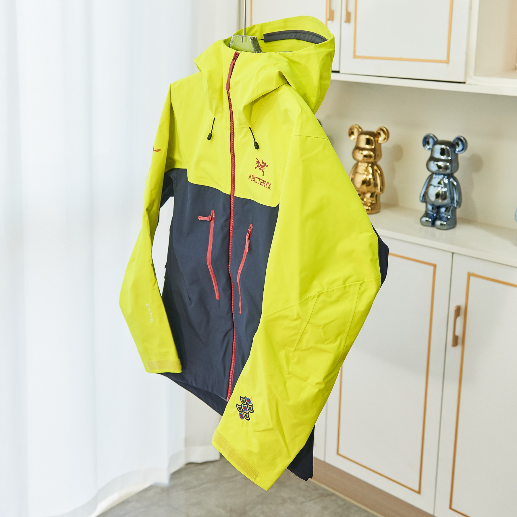 ARCTERYX