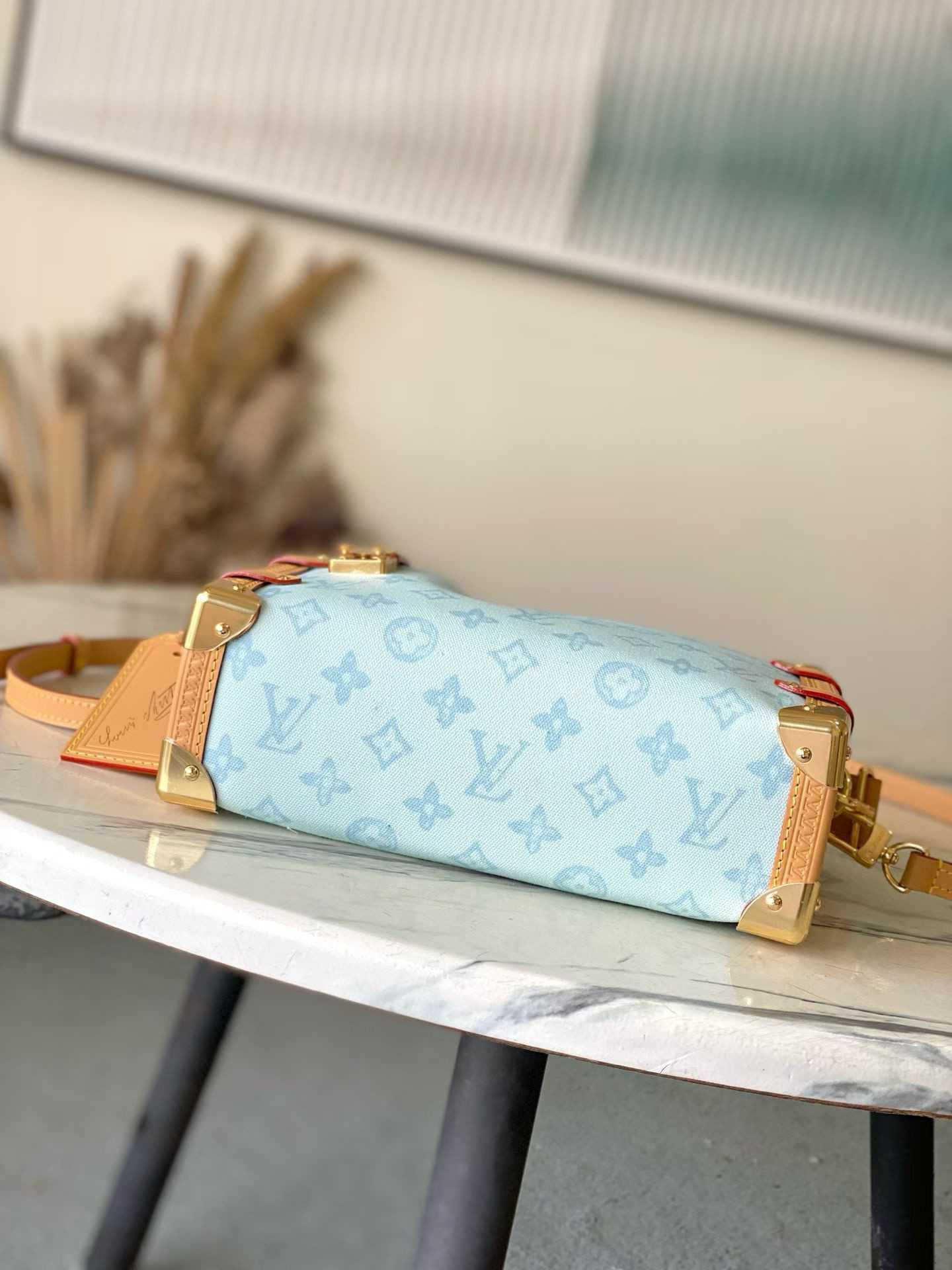LVT PURSE