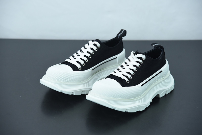 alexer mceen sneakers