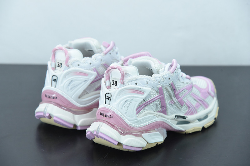 Ba*len*cia*ga runner sneaker