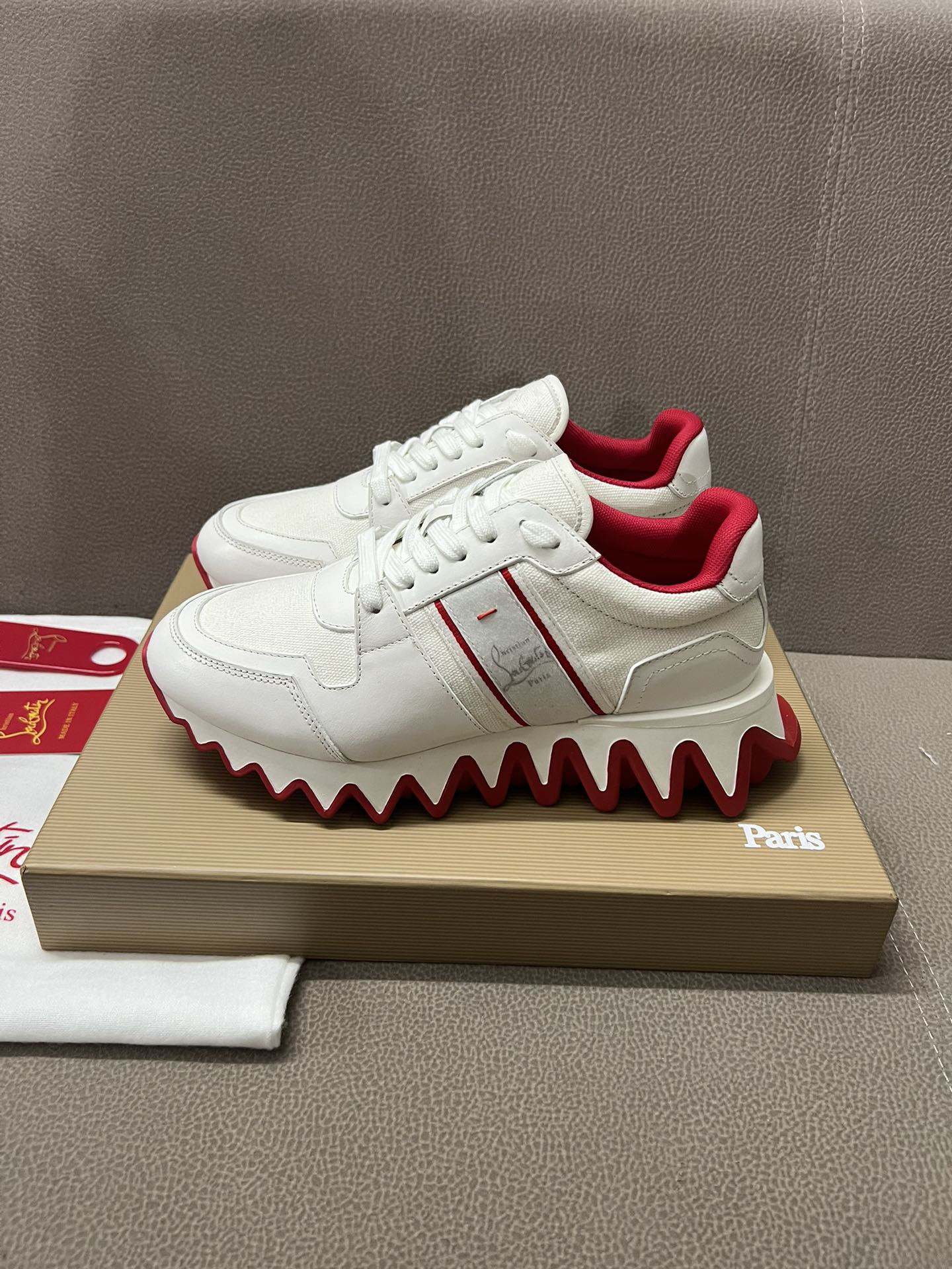 CHIAN LOUIN SNEAKER