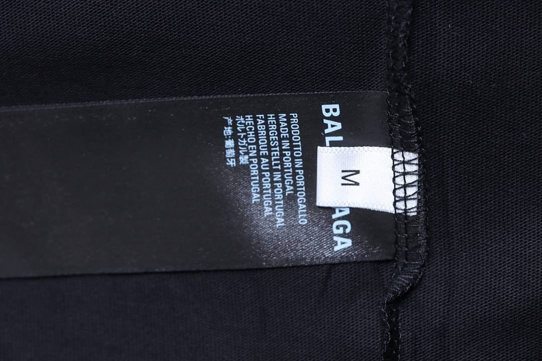 Ba1en*iaga Clothes