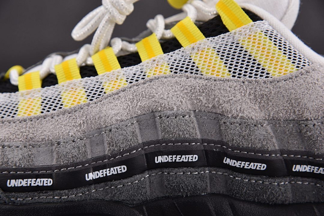 Nike x Undefeated Air Max 95 