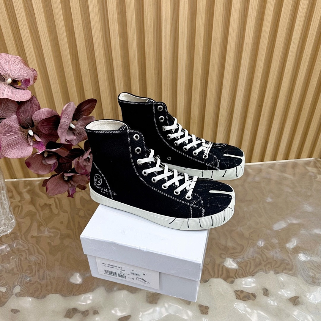 Ma1s0n Marg*e1a SNEAKER