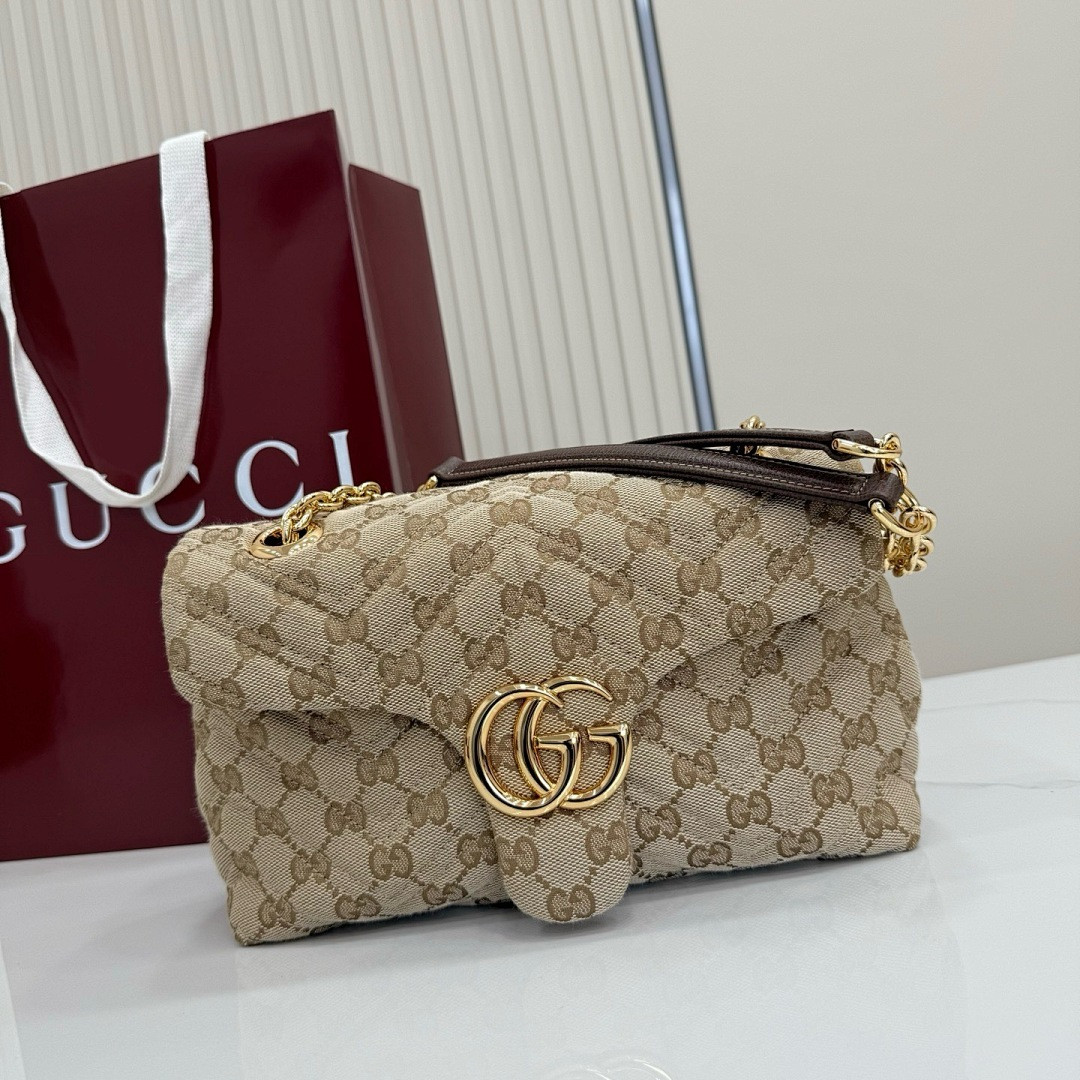 Gvc*1 BAG