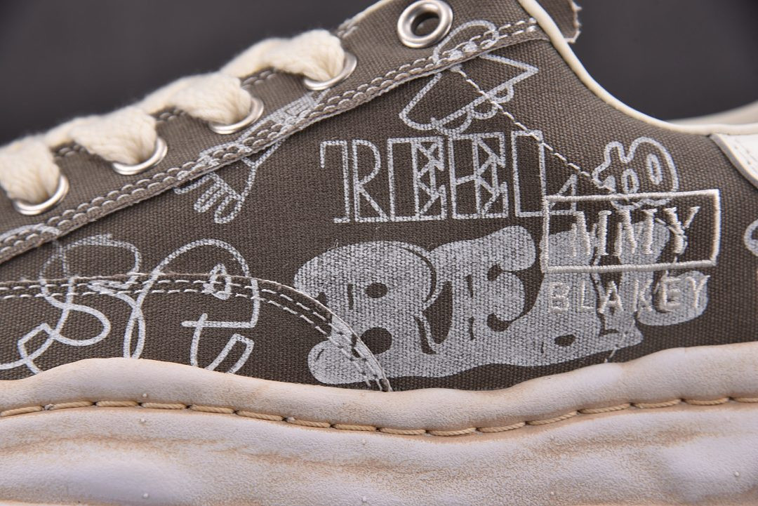 Ma1s0n MIHARA YASUHIRO Sneaker