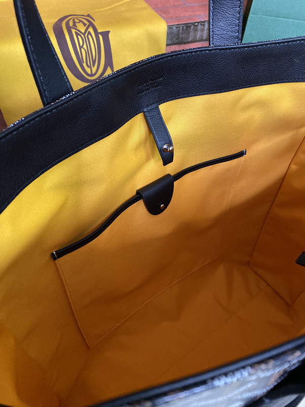 GOYARD PURSE