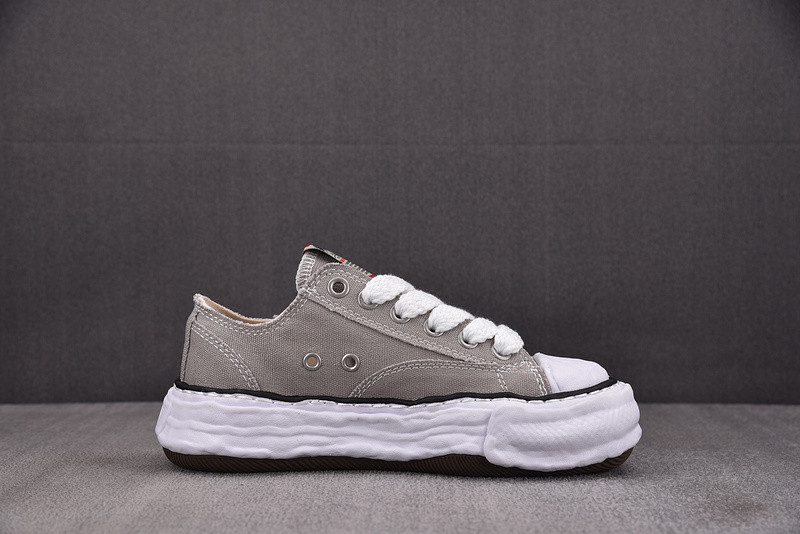 Ma1s0n mihara yasuhiro sneaker