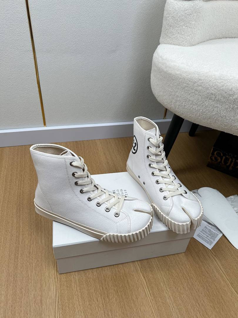 Ma1s0n Marg*e1a SNEAKER