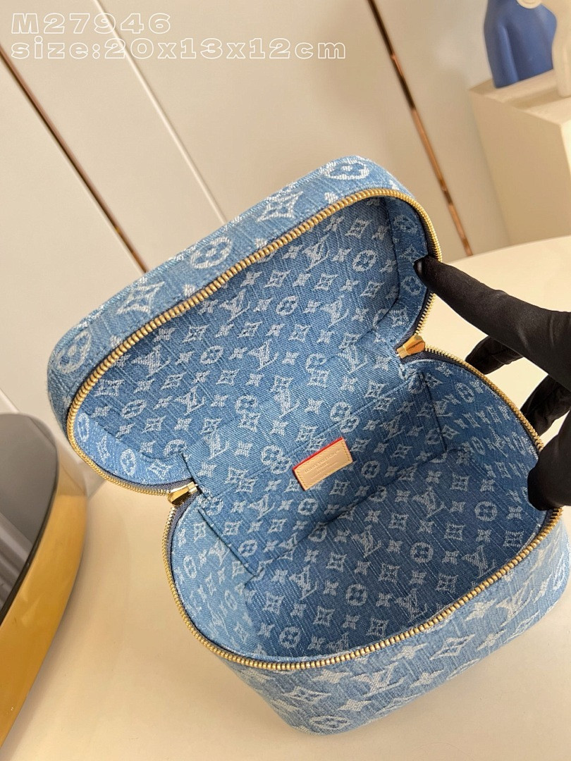 LVT PURSE