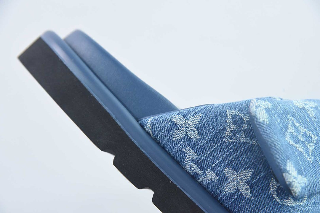 LVT SANDALS