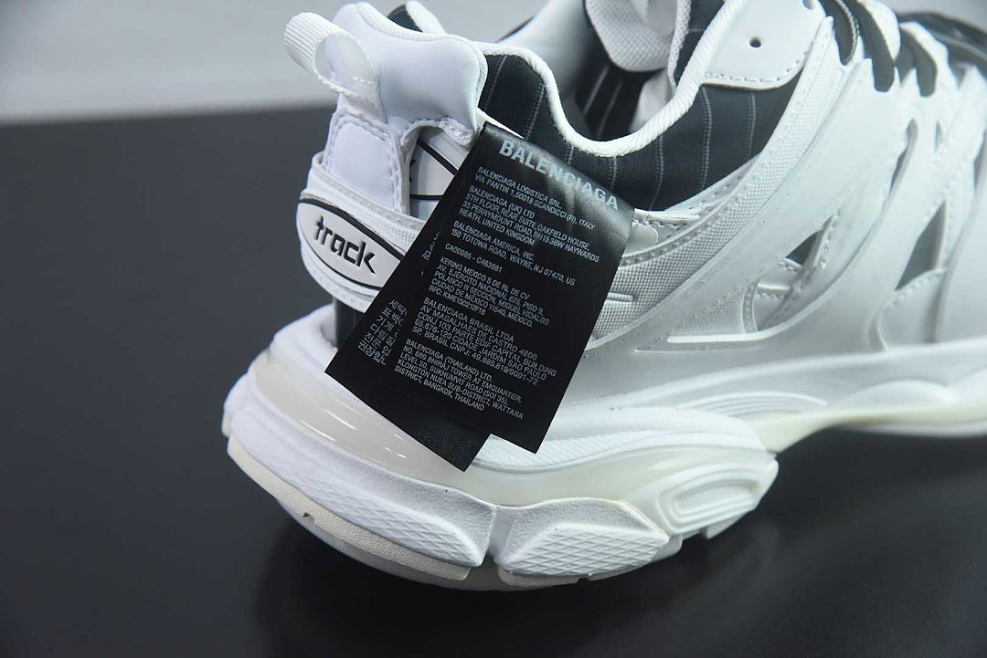 BC TRACK SNEAKER
