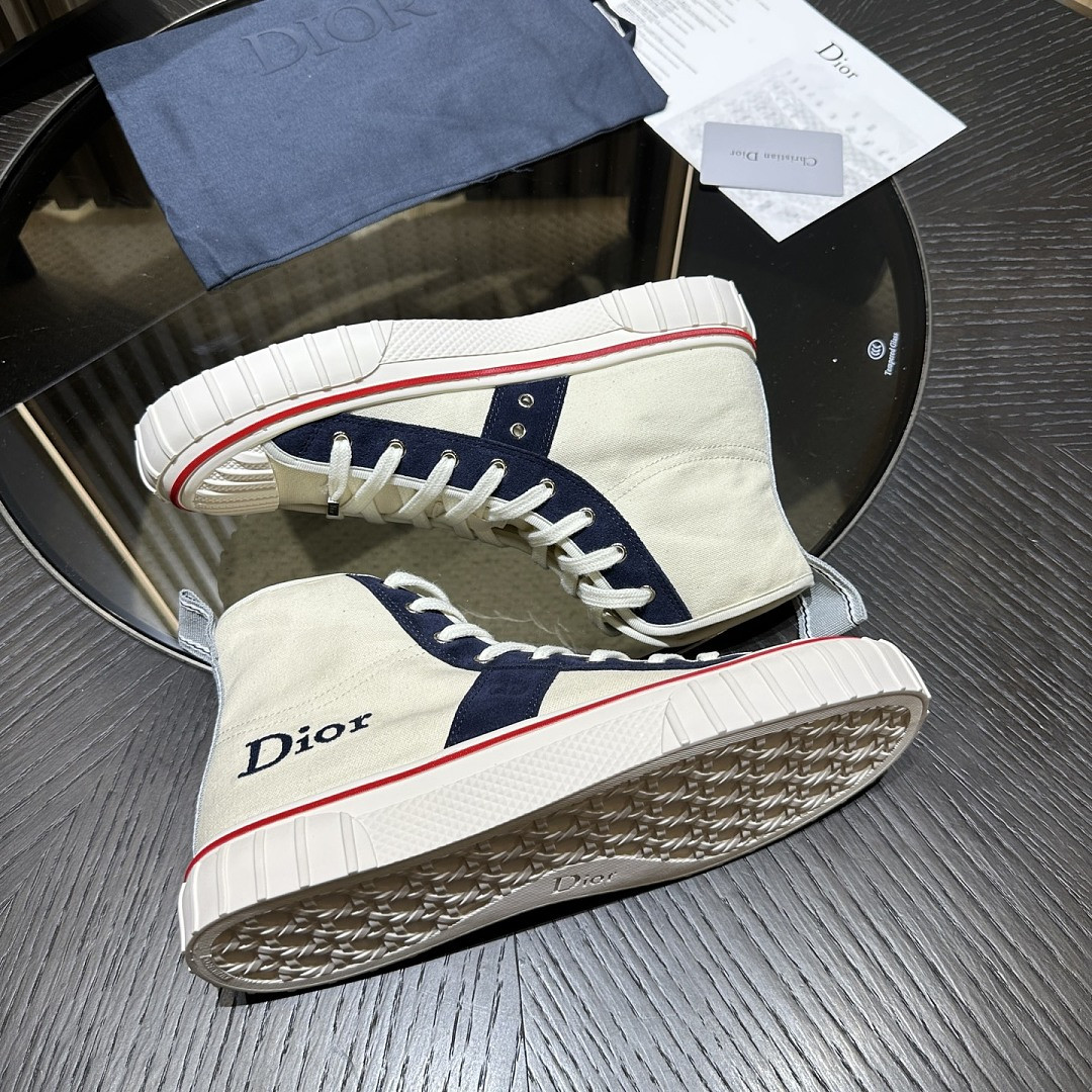 DIO* SNEAKER