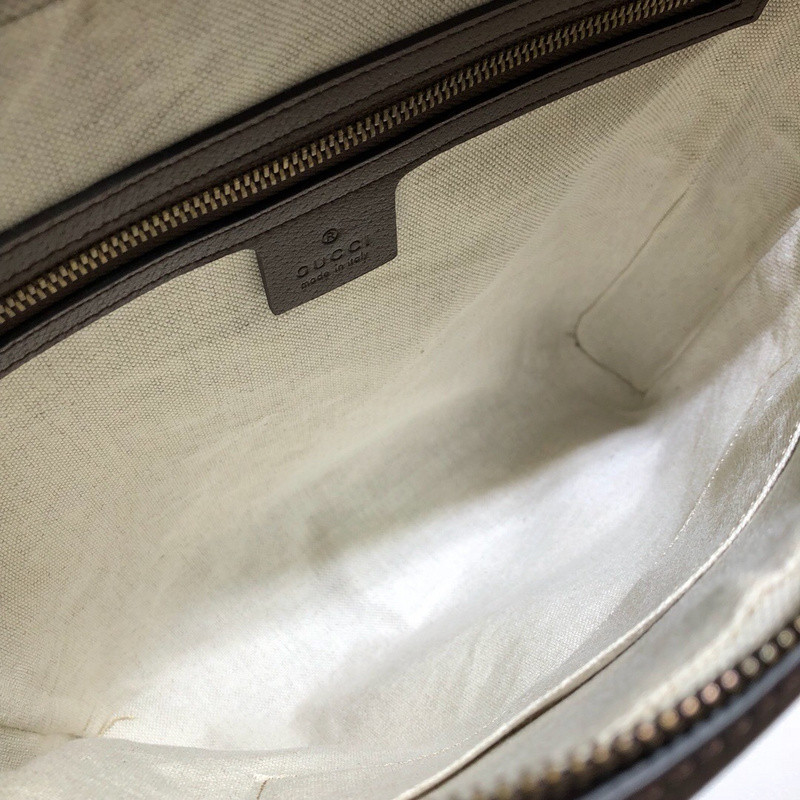 G*u*i shoulder bag
