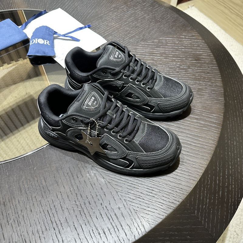 DIO* SNEAKER