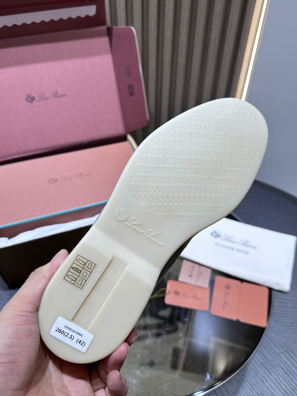L0r0 P1ana sneaker