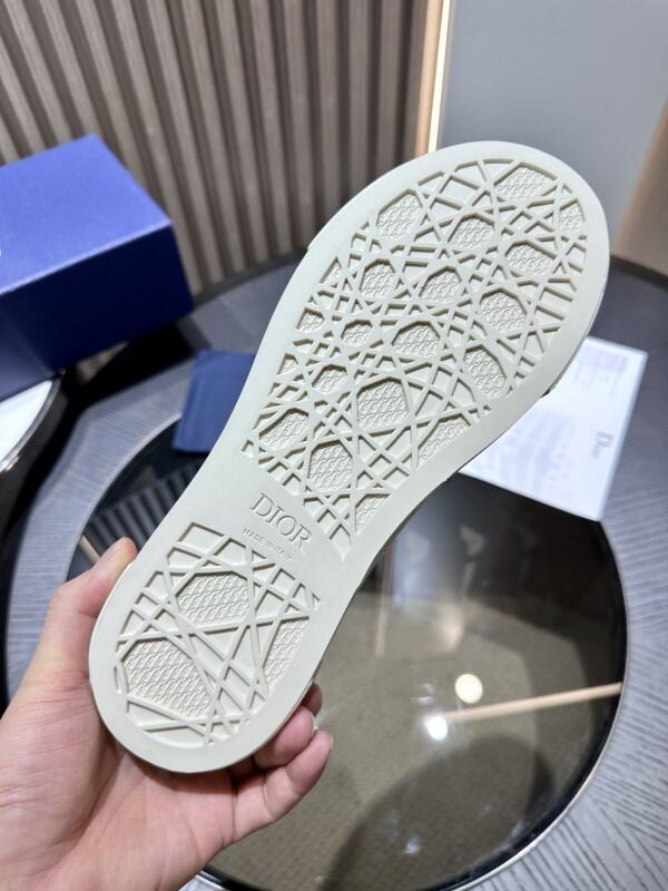 DIO* B33 SNEAKER