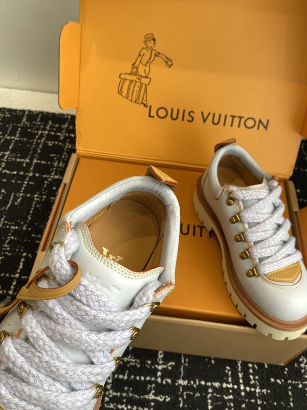 LVT SNEAKERS