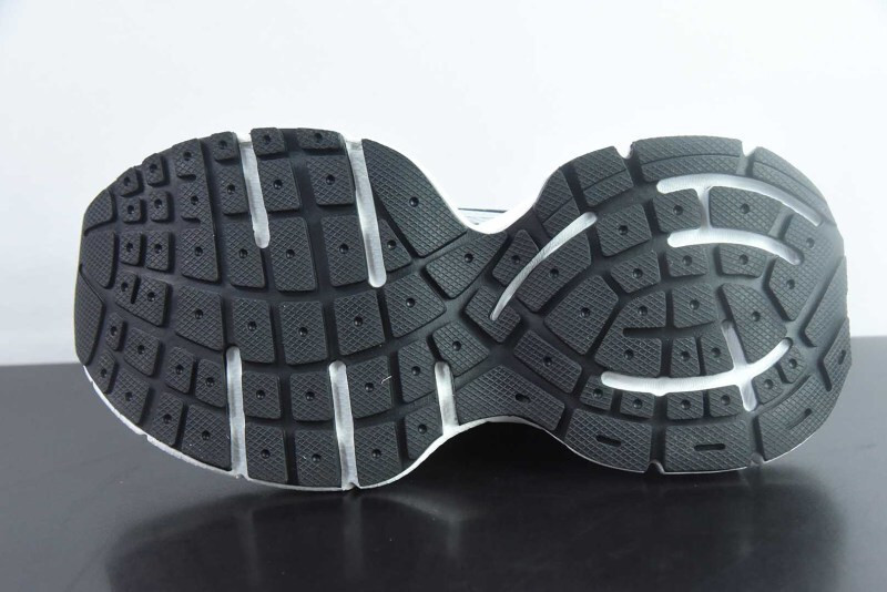 BC 3XL SNEAKER