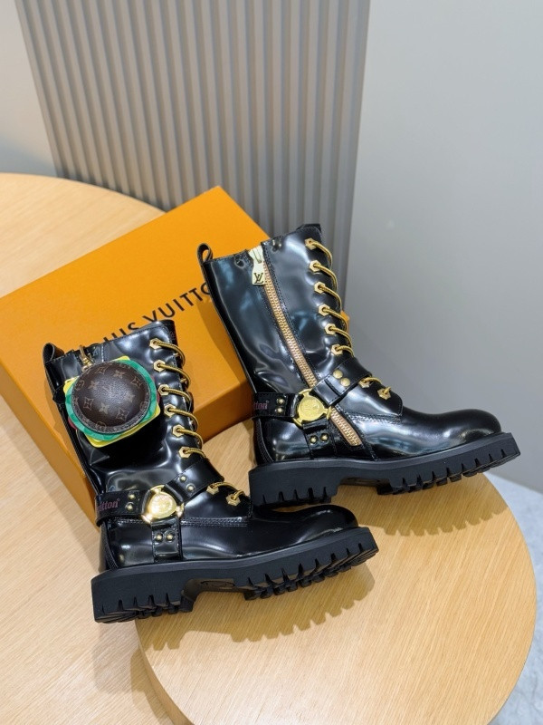 LVT BOOTS