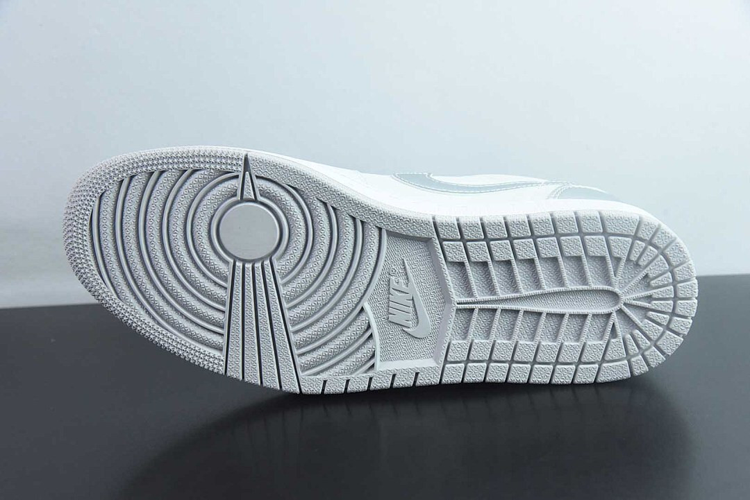 Air JordanAir Jordan 1 Retro Low OG 