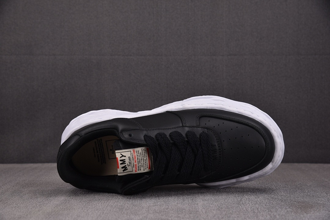 Ma1s0n MIHARA YASUHIRO Sneaker