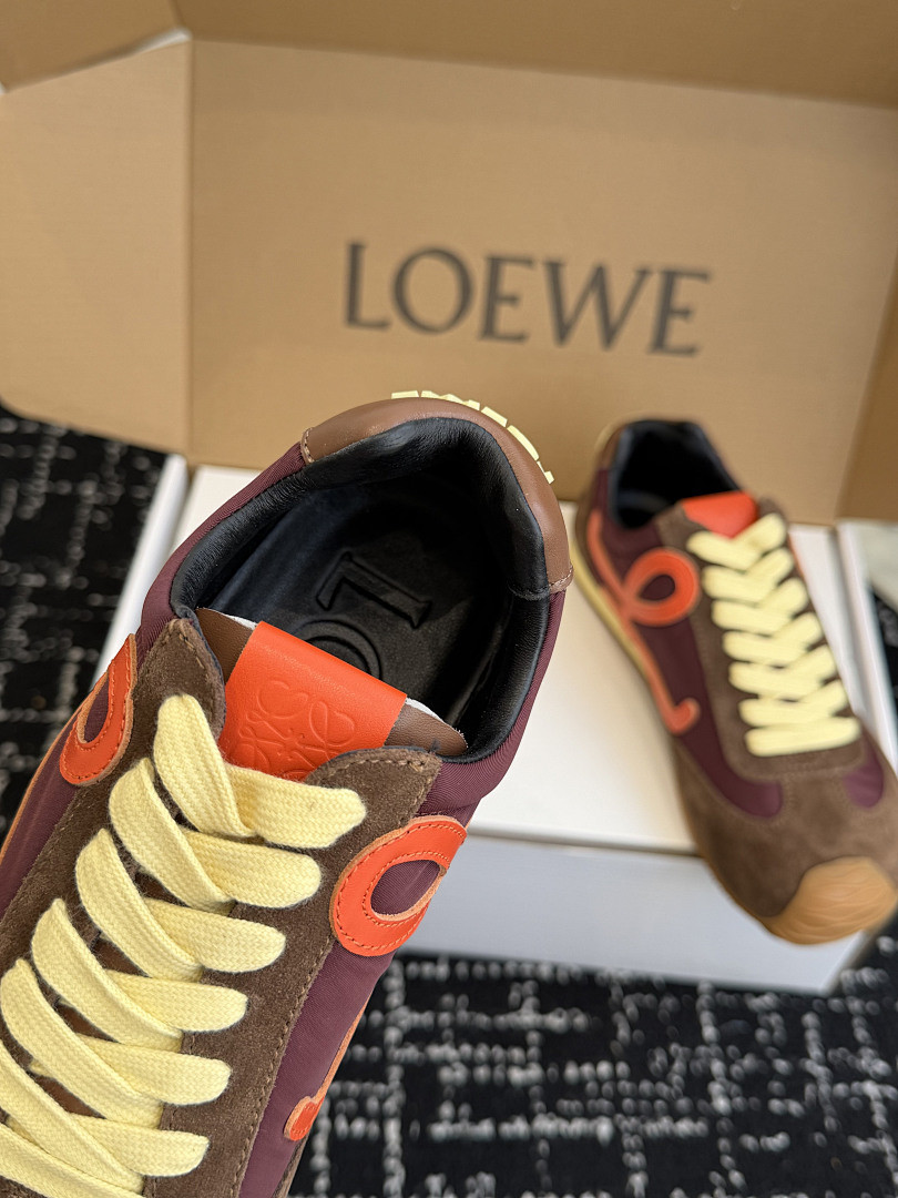 L0ew* Sneaker