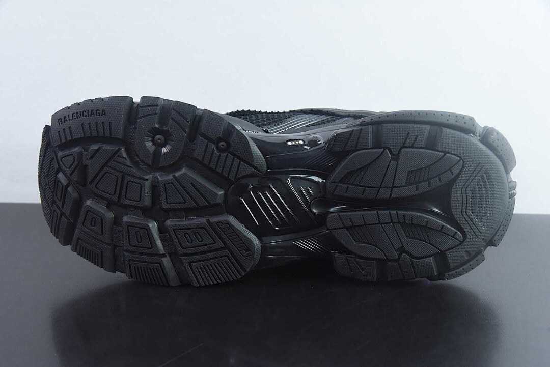 Ba1en*iaga Runner Sneaker LED