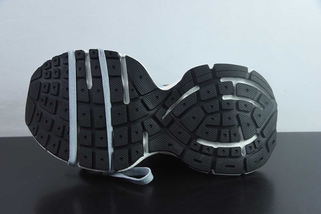 BC 3XL SNEAKER
