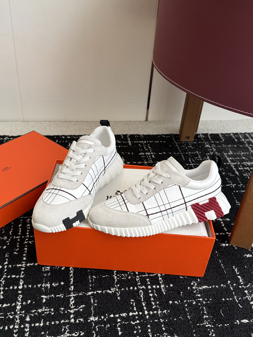 H**me5 Sneaker