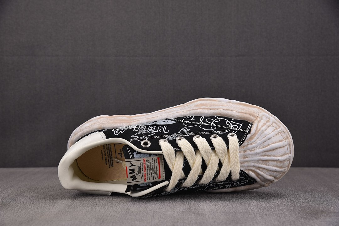 Ma1s0n MIHARA YASUHIRO Sneaker