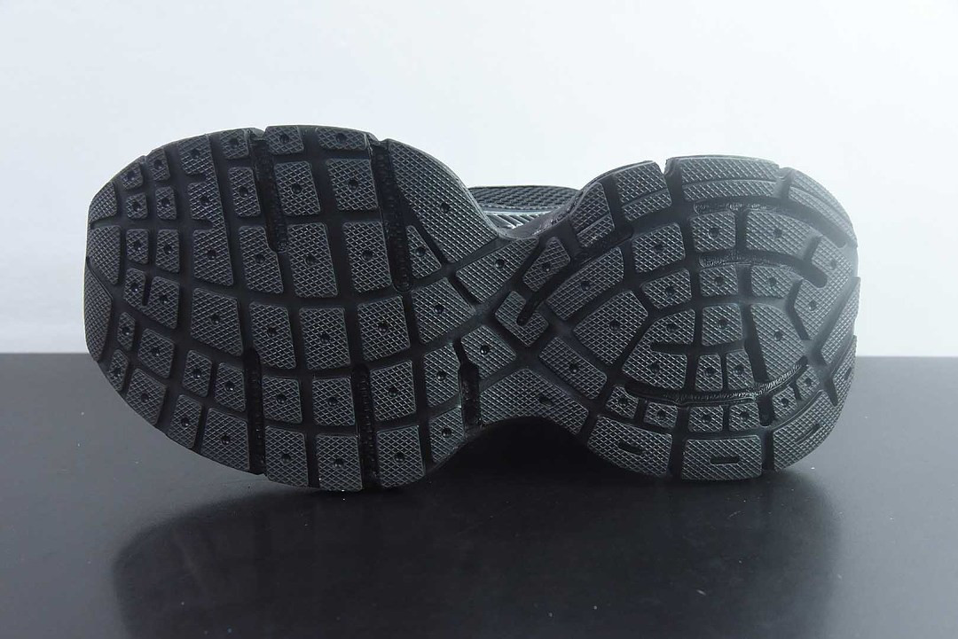 BC 3XL SNEAKER
