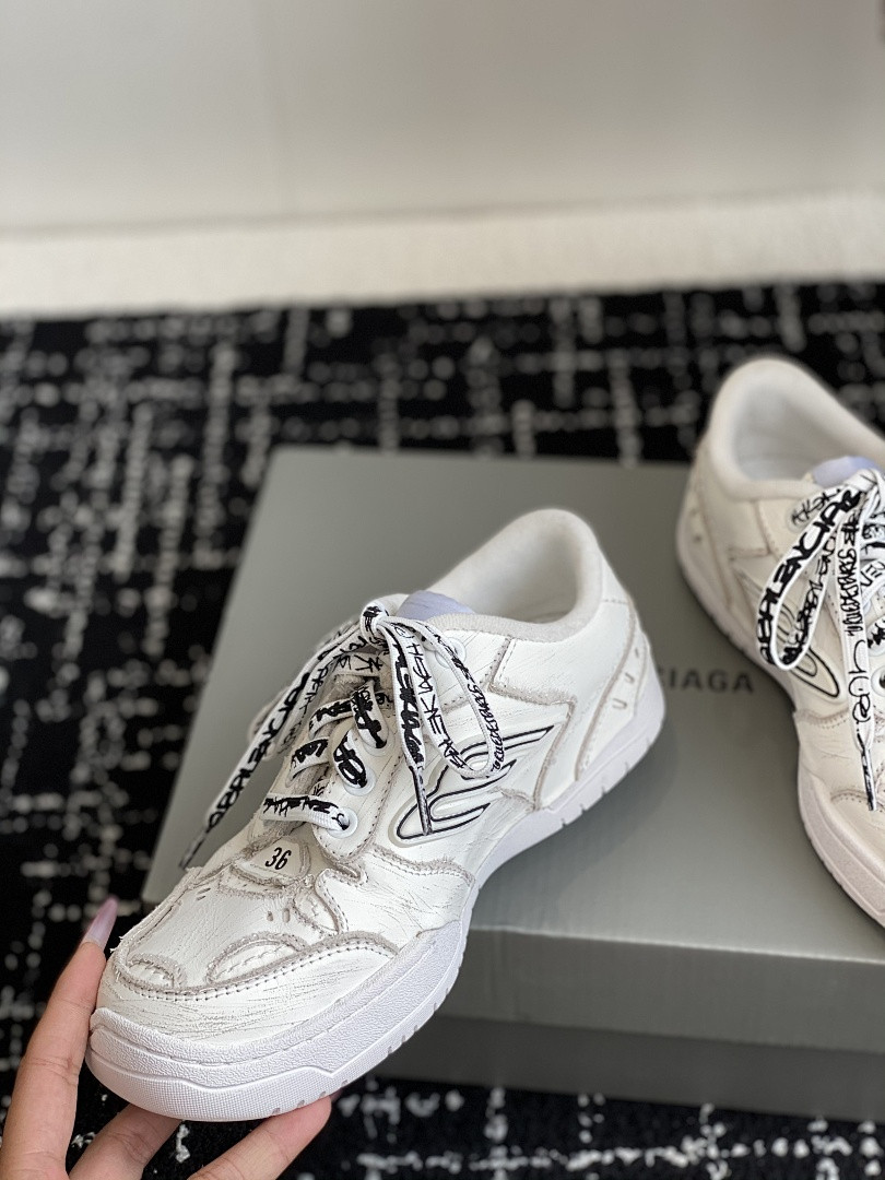 BC SNEAKERS