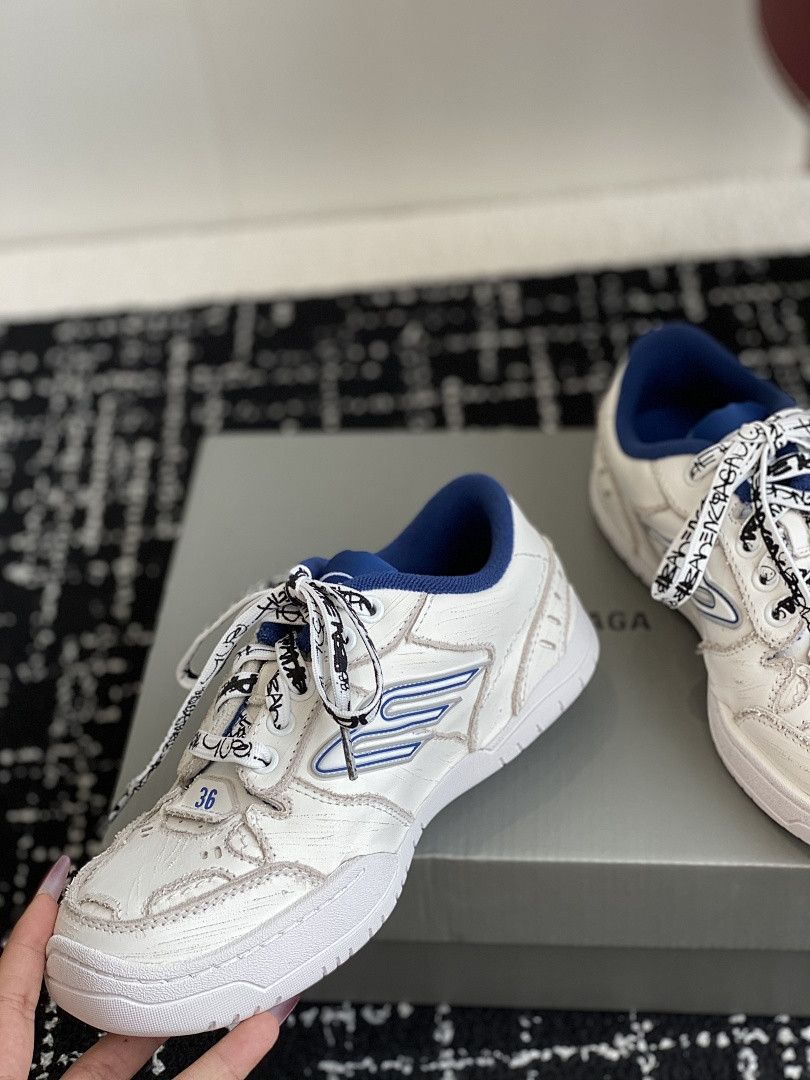 BC SNEAKERS