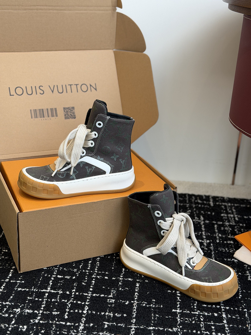 LVT SNEAKERS