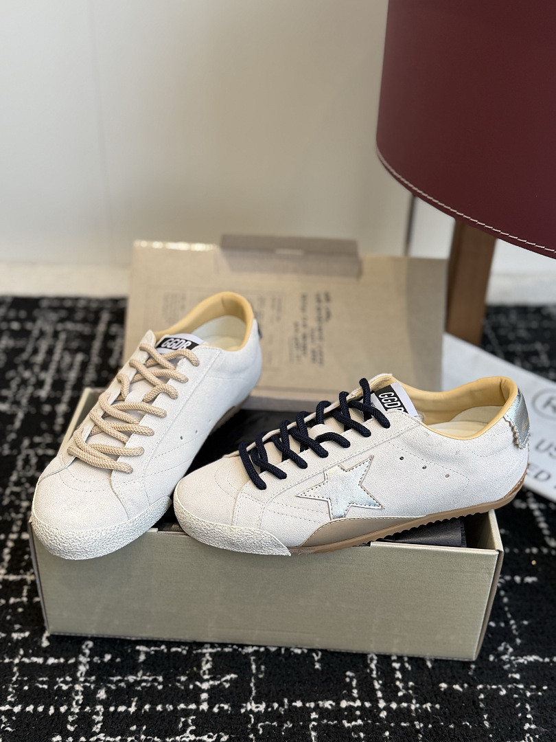 GGDB SNEAKER