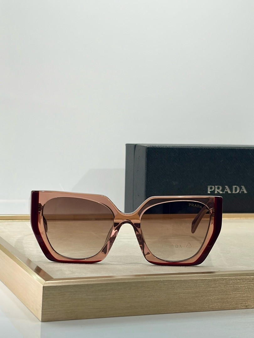 Pra*a Sunglasses
