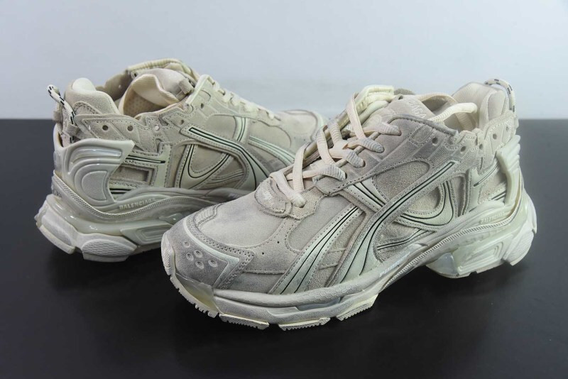 Ba1en*iaga Runner Sneaker