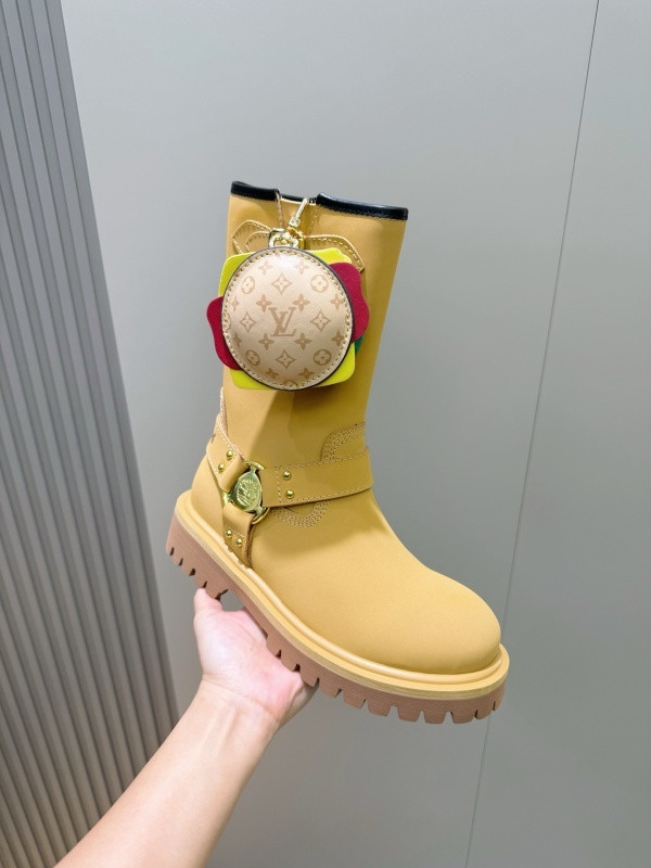 LVT BOOTS