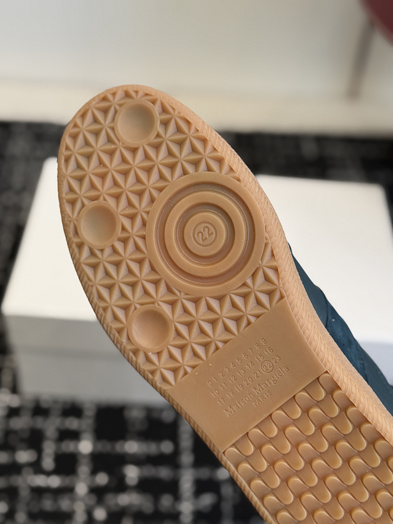 Ma1s0n Marg*e1a SNEAKER