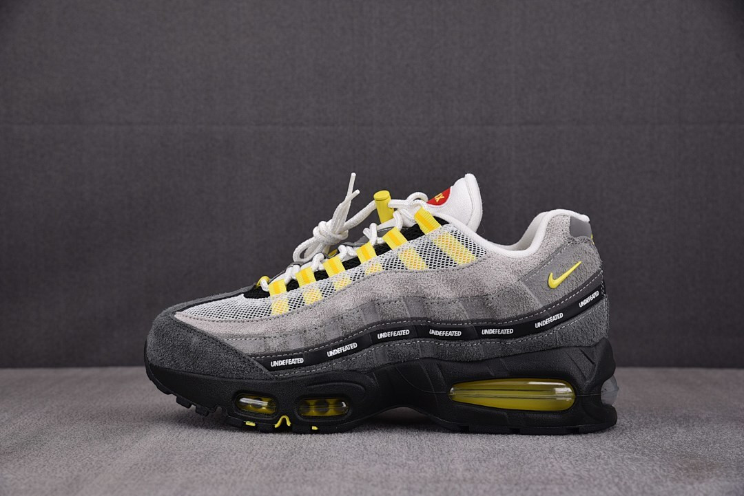 Nike x Undefeated Air Max 95 