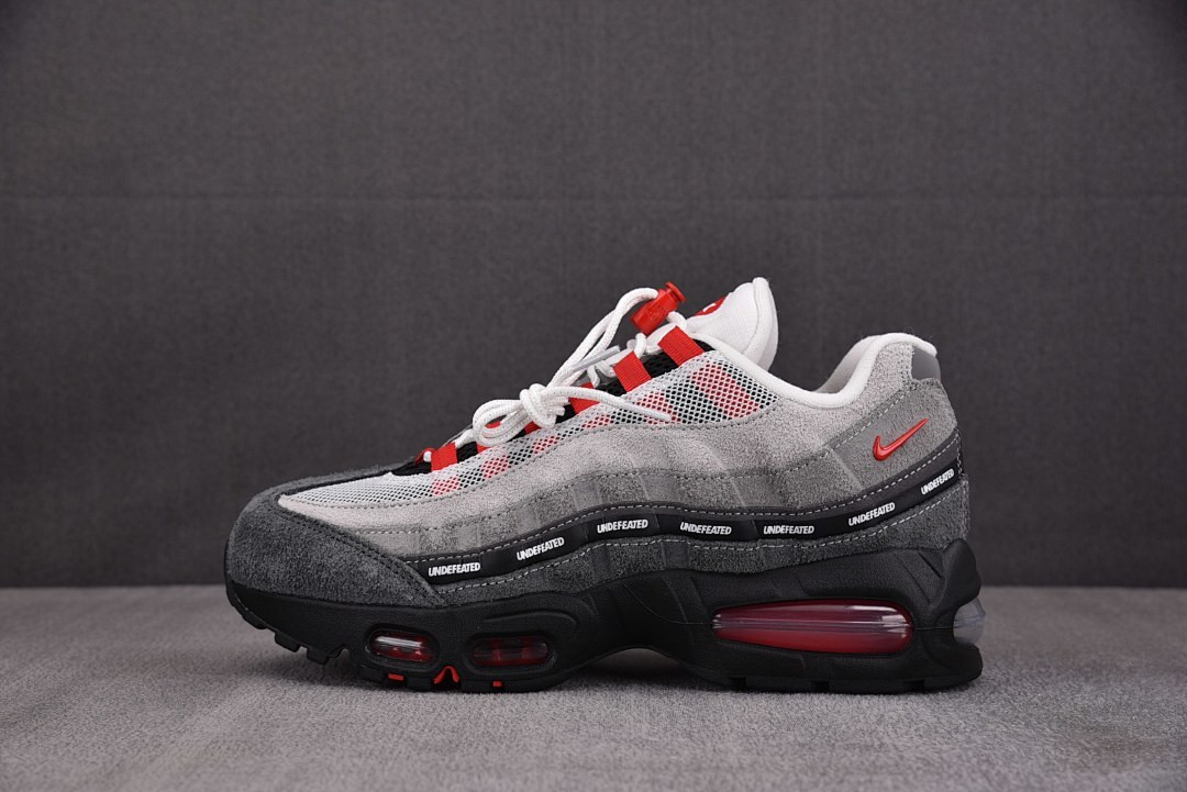 Undefeated x Nike Air Max 95 Bright Crimson IB4523-003
