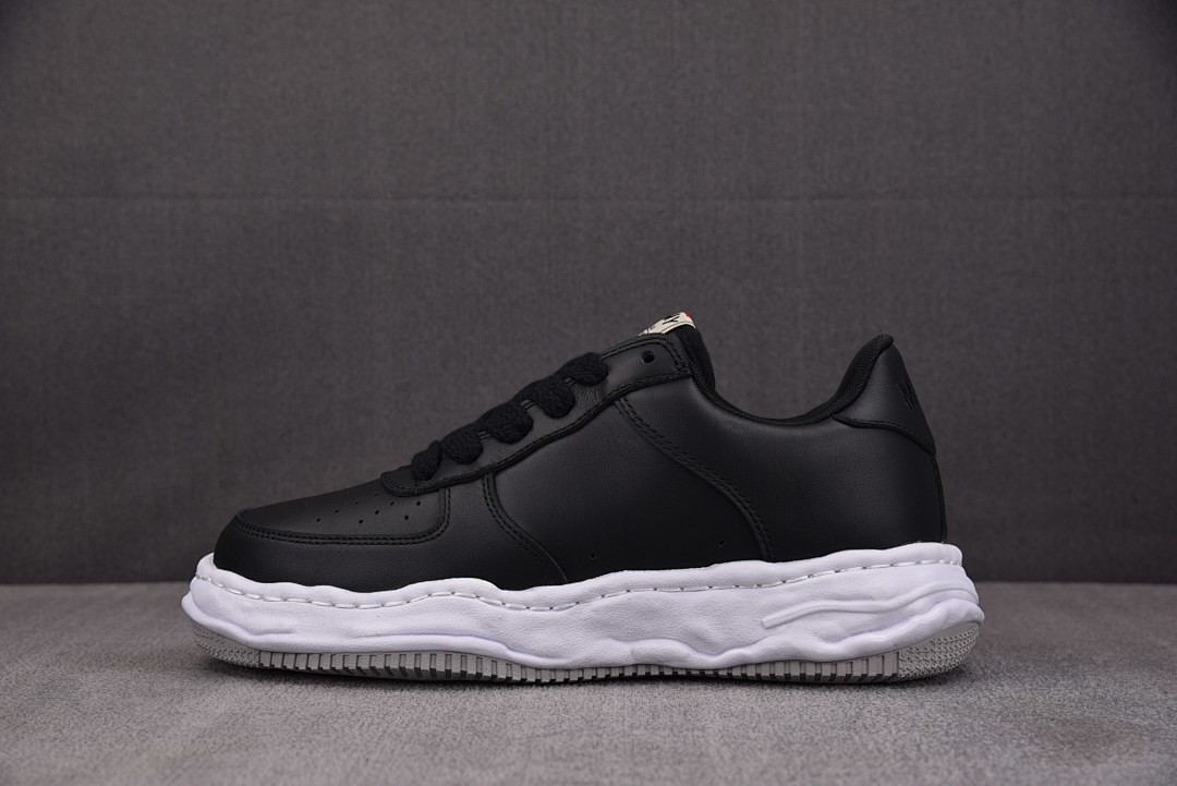 Ma1s0n MIHARA YASUHIRO Sneaker